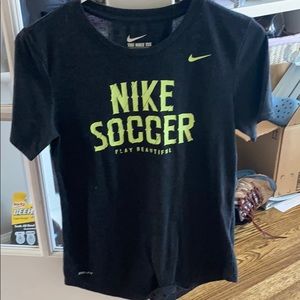 NIKE short sleeve tee